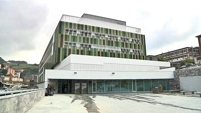 El 2 de diciembre de 2024, se aprobó en el Parlamento la realización de pruebas diagnósticas de densitometría en el hospital de Eibar