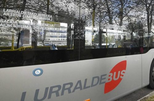 Lurraldebus suprimirá refuerzos en agosto