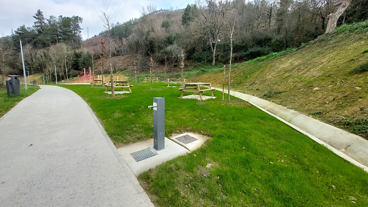 El parque infantil y de recreo situado en el entorno de las huertas también será abierto mañana