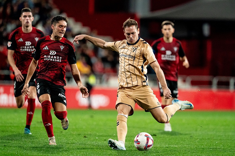 El Eibar se quedó sin opciones tras la expulsión de Arbilla