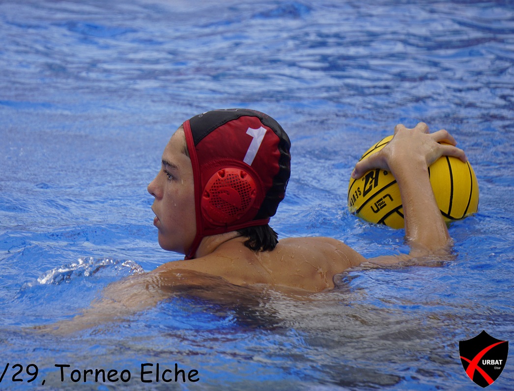 Pello Bergaretxe Urbat Portero del IKE Juvenil