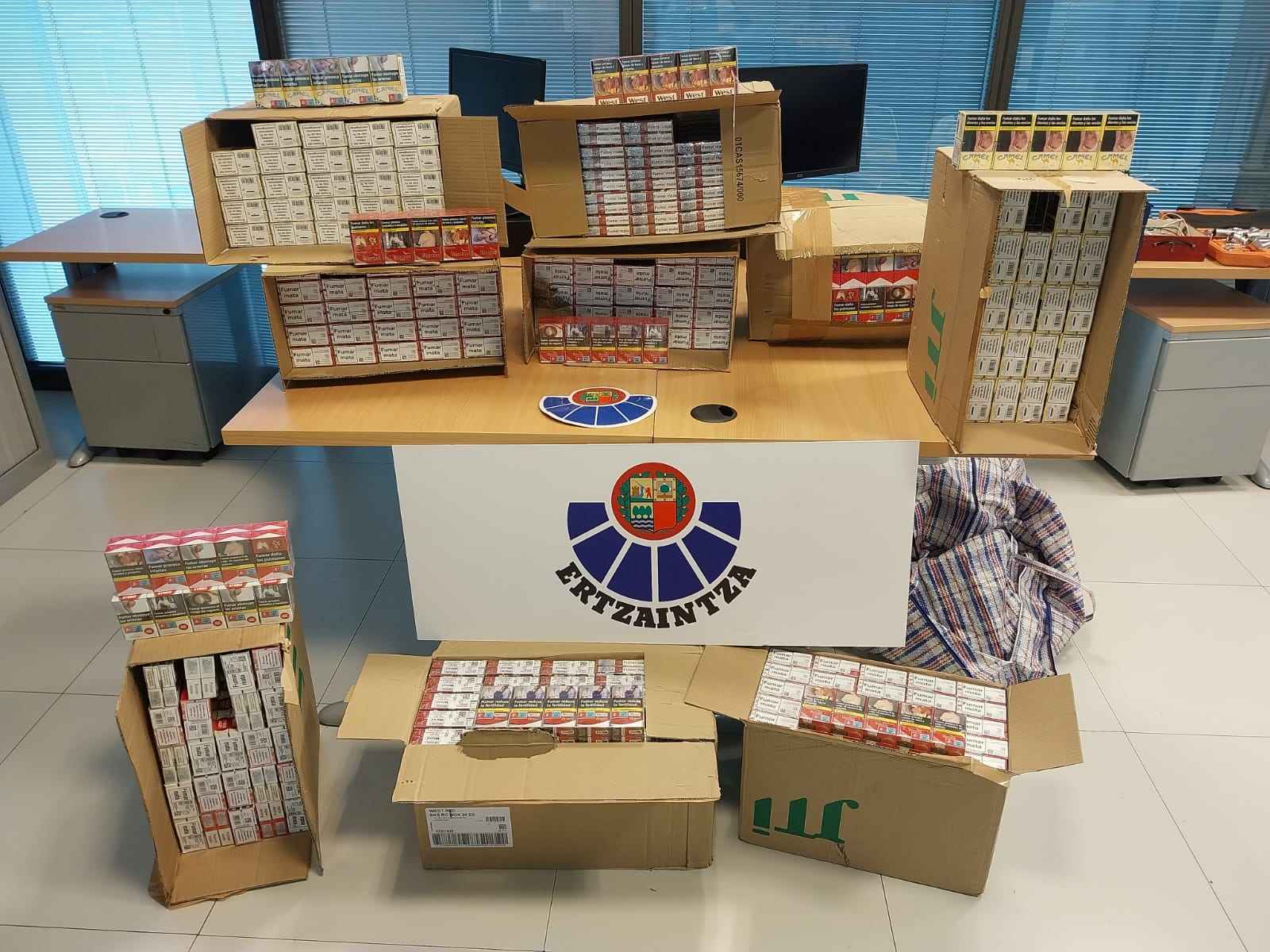 Se les imputan trece robos en establecimientos comerciales y empresas