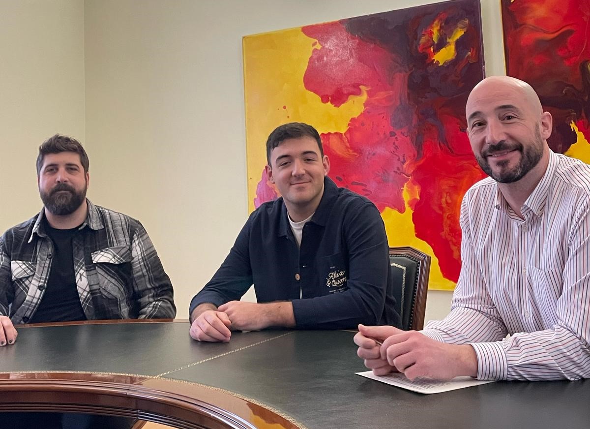 El Ayuntamiento destaca la importancia de apoyar el talento local y la cultura de kilómetro 0.