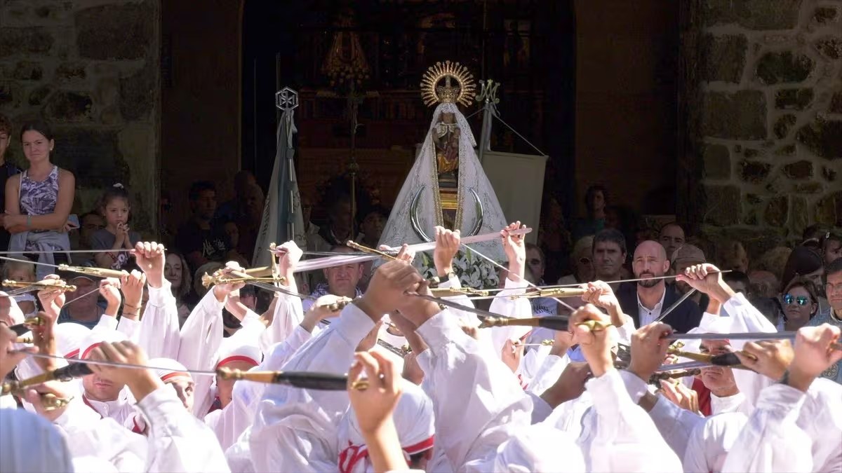 La campa acogerá las Danzas de la Virgen de Arrate