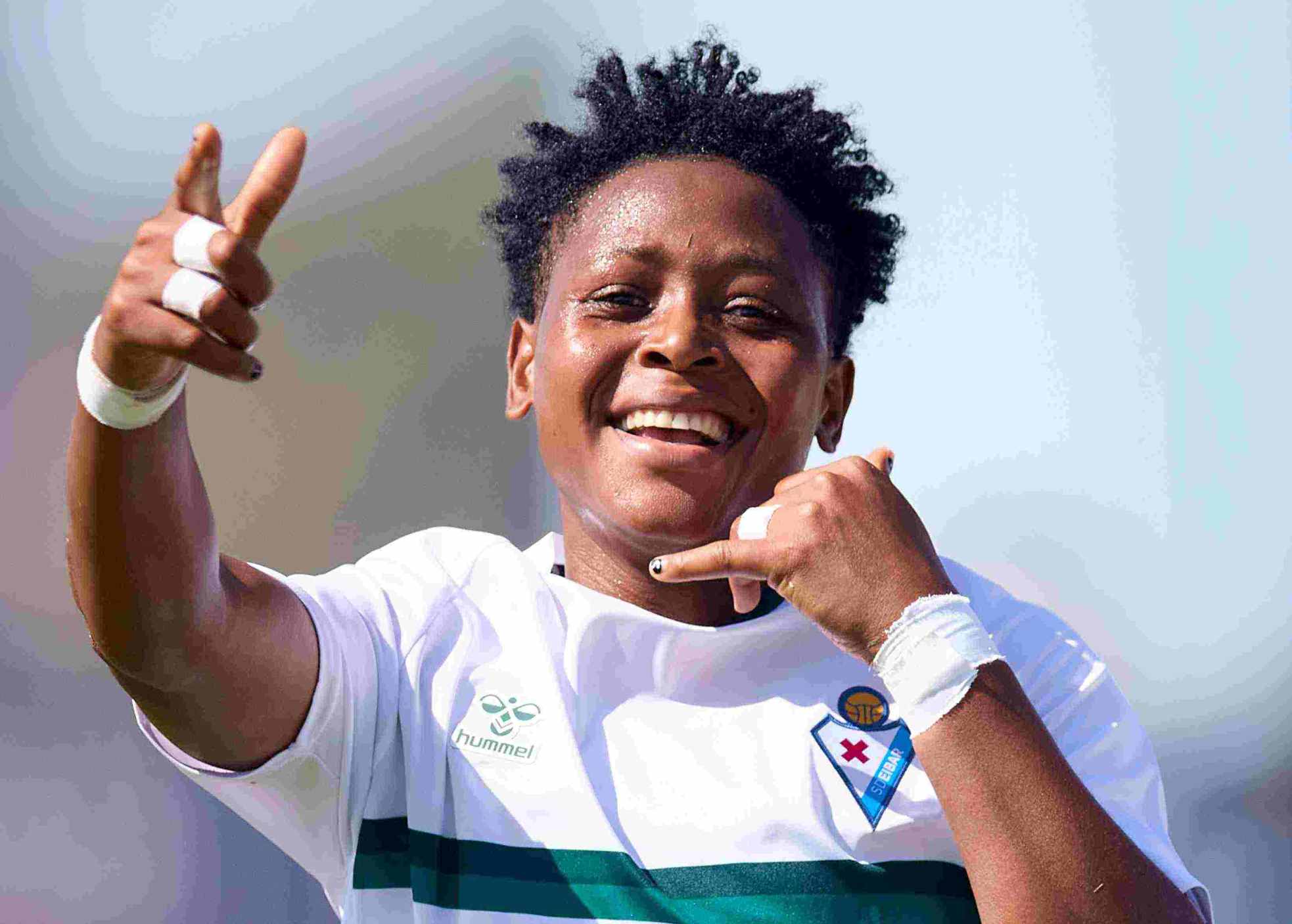 Un gol de Opa Clement dio la victoria al equipo armero.